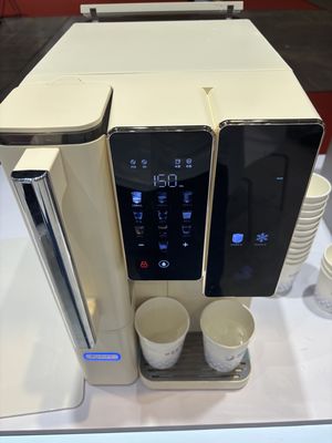 Dispensatore d'acqua da banco con macchinetta per il ghiaccio 4 in 1 Sistema di acqua ghiacciata purificata a freddo caldo istantaneo