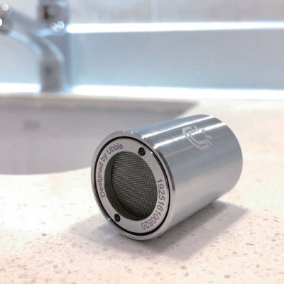 Produttore di bolle micro nano di ottone solido per la pulizia della pelle con connessione diretta all'acqua del rubinetto